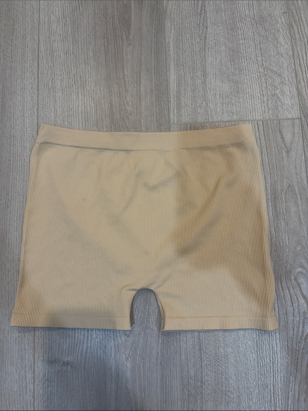 Bozzolo Neutral Ribbed High-Waist Shaping Shorts - Beige